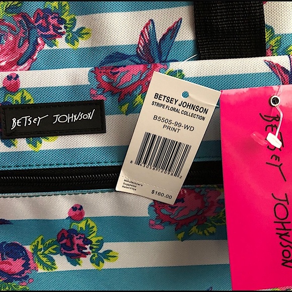 $160 Betsy Johnson Carry On Duffel Roses + Stripes - Picture 6 of 16